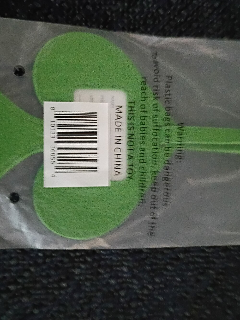 Kate Spade Grass Green Spade Luggage Tag/Bag Charm With Kate Spade logo - Picture 2 of 4